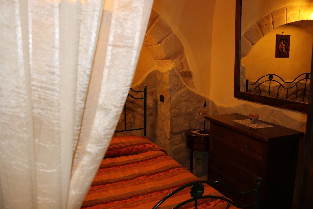 Domusfrumenti Oria  Extérieur photo
