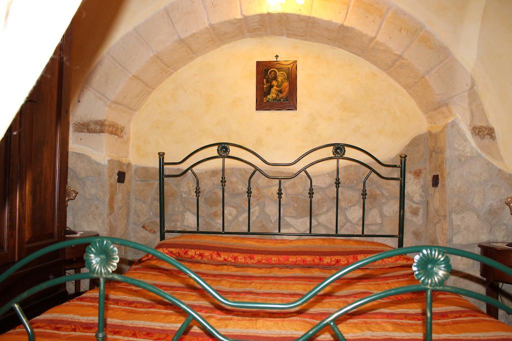 Domusfrumenti Oria  Extérieur photo